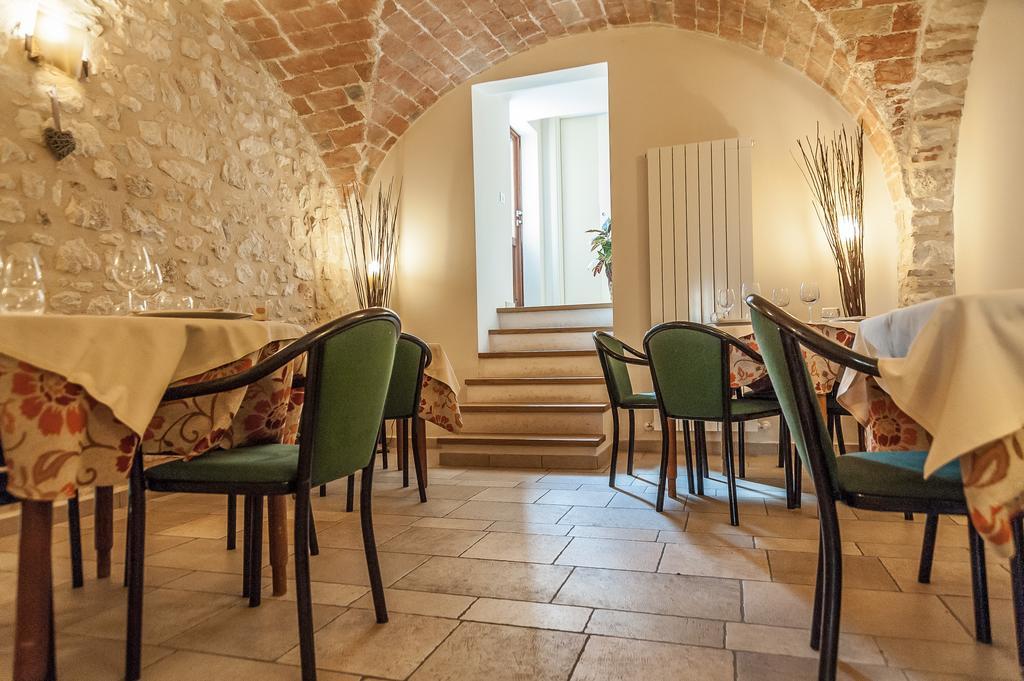 La Locanda Di Mariella Dal 1950 Poggio Picenze المظهر الخارجي الصورة